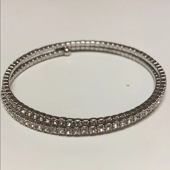 Bracelet & earrings set - Picture 6 of 6